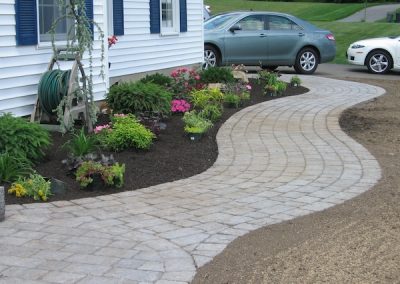 photo of a walkway built by Ideal Landscape of Holden MA